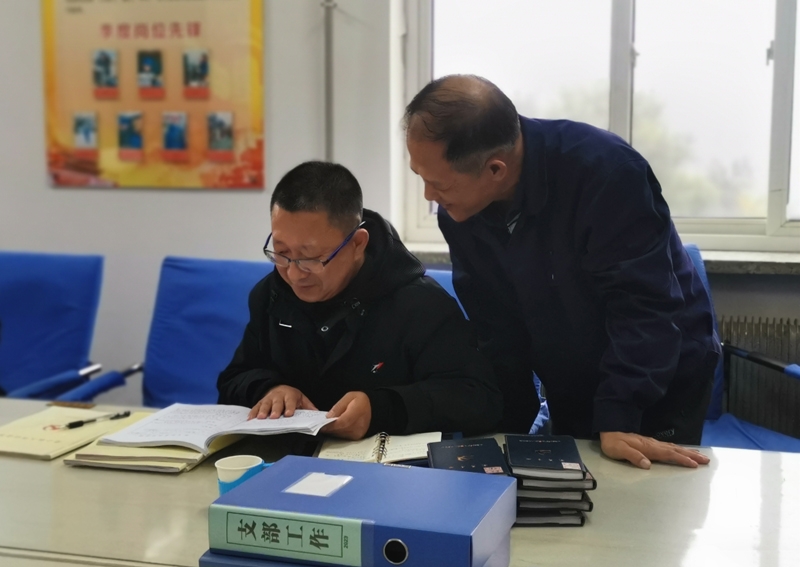 抓实工作夯基础   党建检查促提升图片_副本.jpg